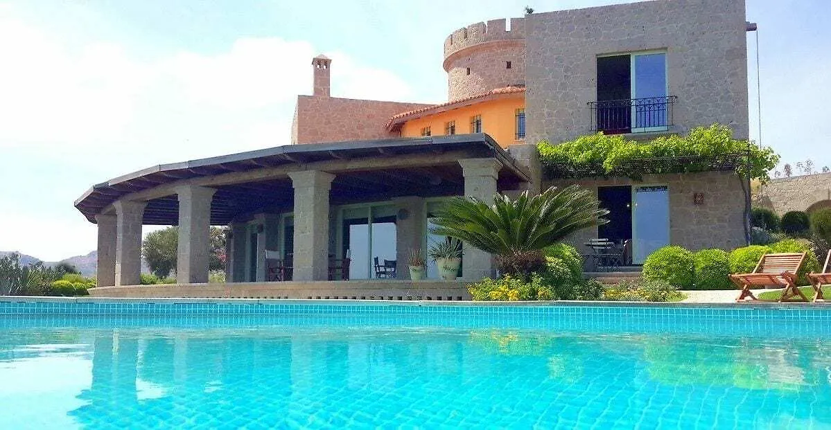 Villa Ortakent